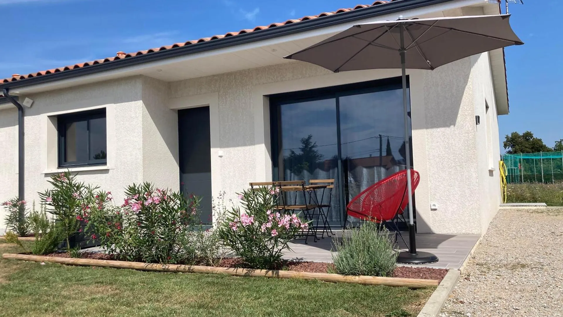 بيت للعطل فيلا Les Jardins D'Oc ٭ Revel ٭ Wifi ٭Jardin ٭T3 Neuf